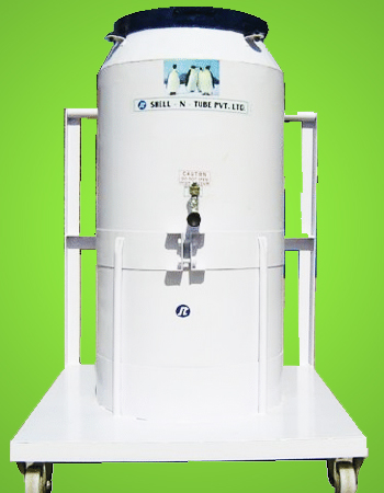 Cryostats and Dewars